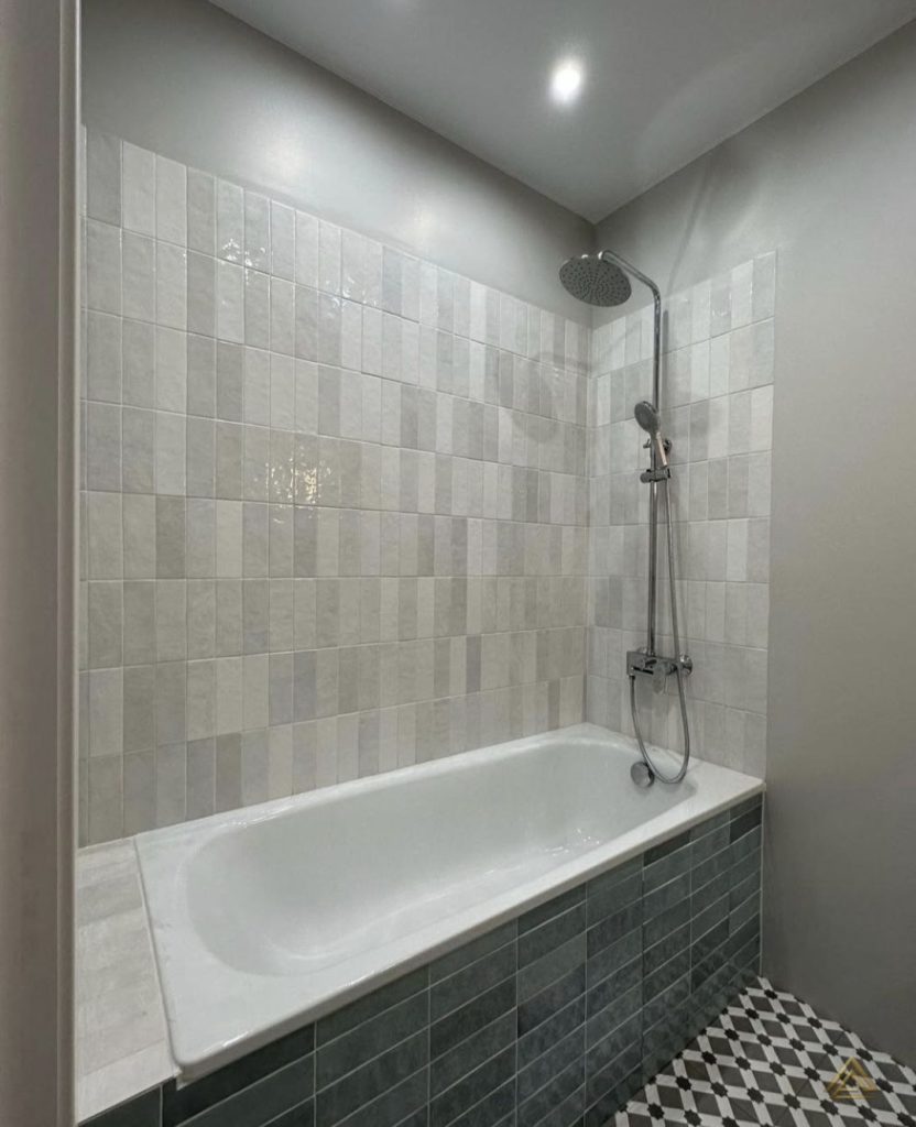 Projet de rénovation d’une salle de bain de 8.1 m², réalisé par PRO BAT-IM, à Val-de-Marne